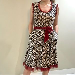 Suuuper fun vintage style dress